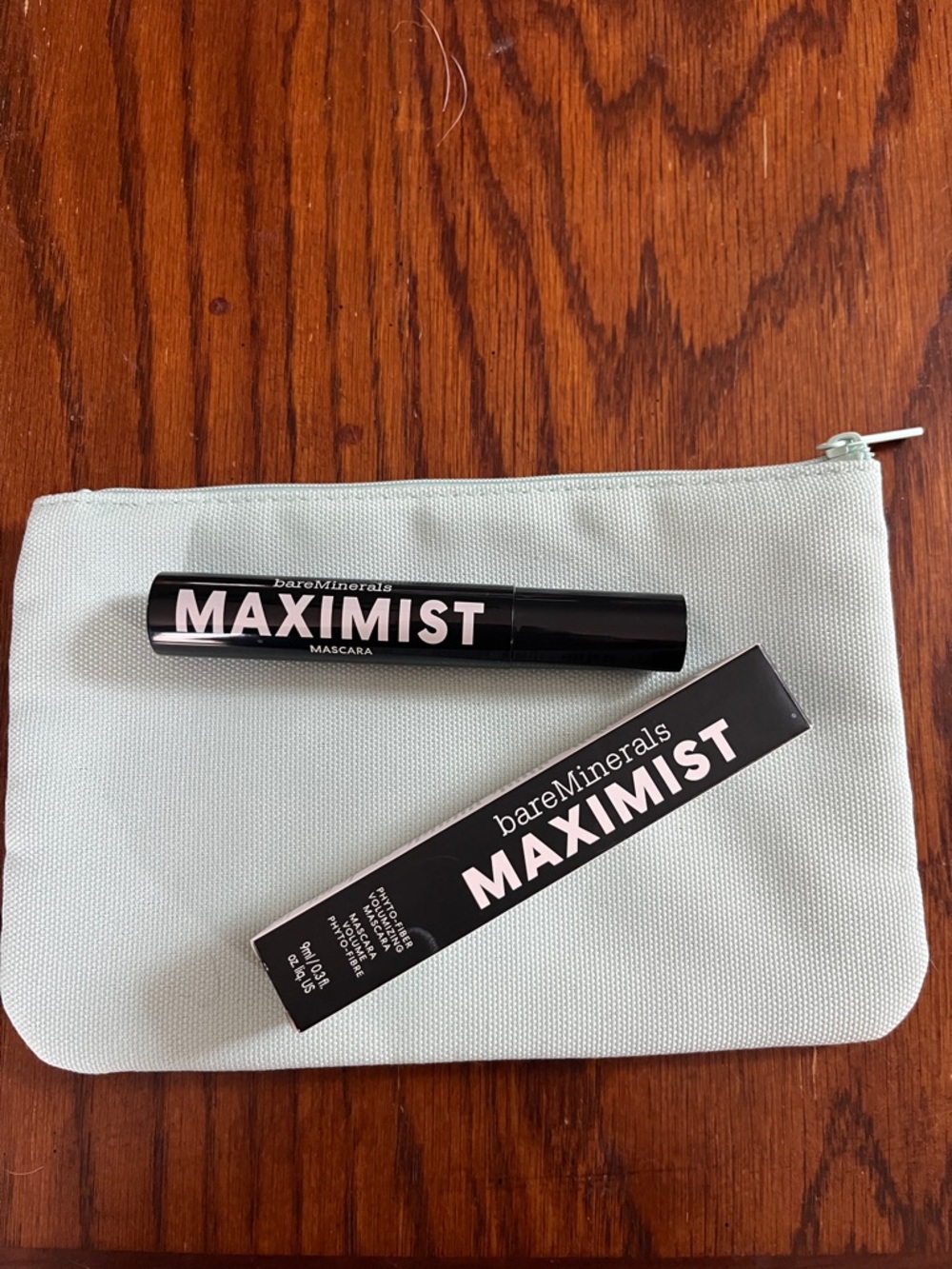 bareMinerals MAXIMIST Mascara in Black with Mint makeup Pouch